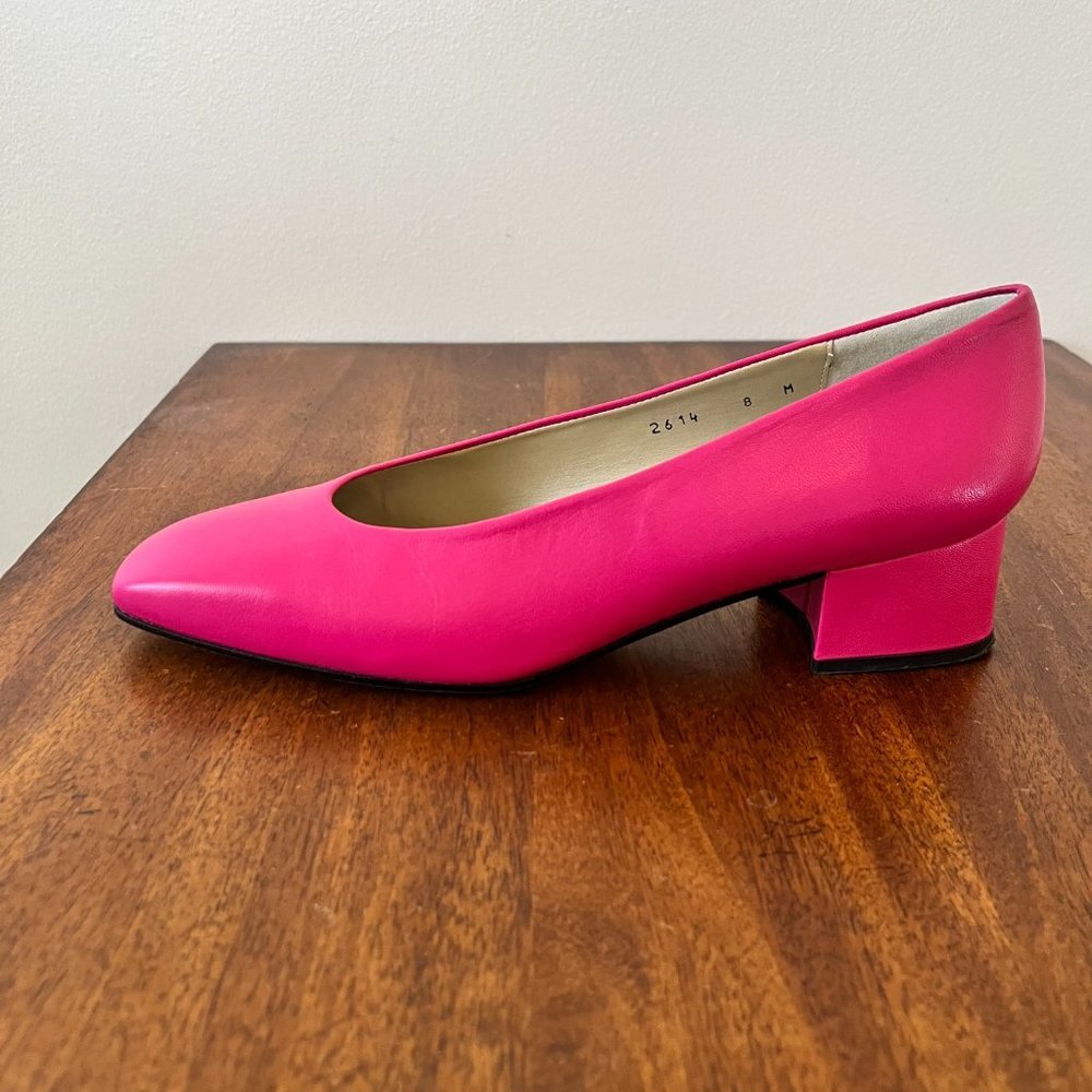 Liz Claiborne Pink Leather Heels - Picture 4 of 13